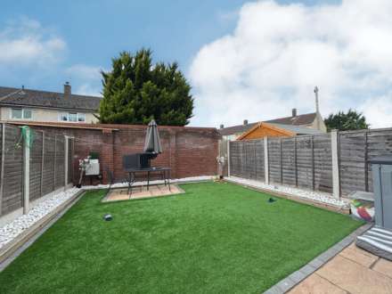Roughwood Drive, Northwood, Image 12