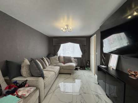Roughwood Drive, Northwood, Image 2