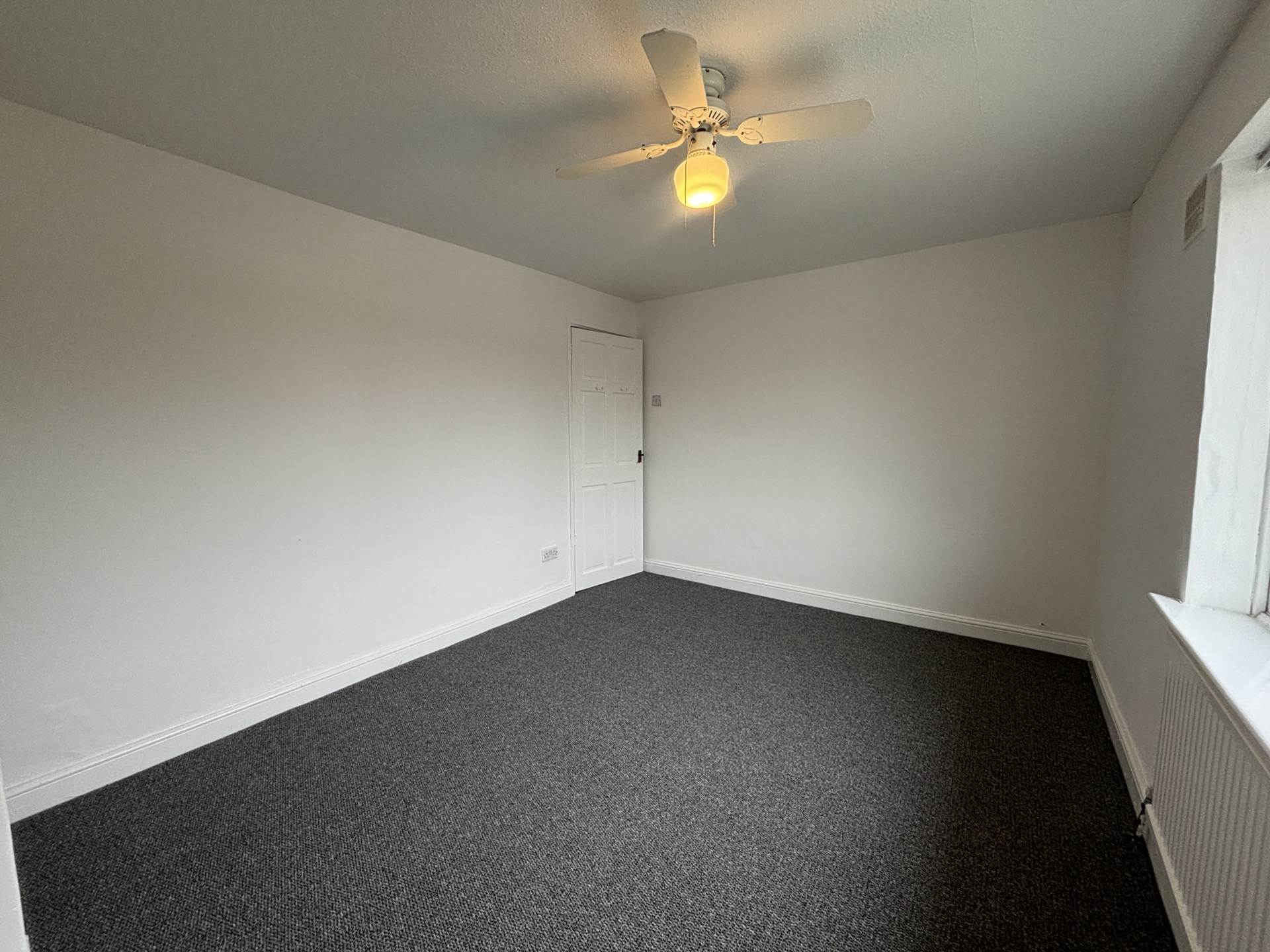 Leeside Avenue, Southdene, Image 12