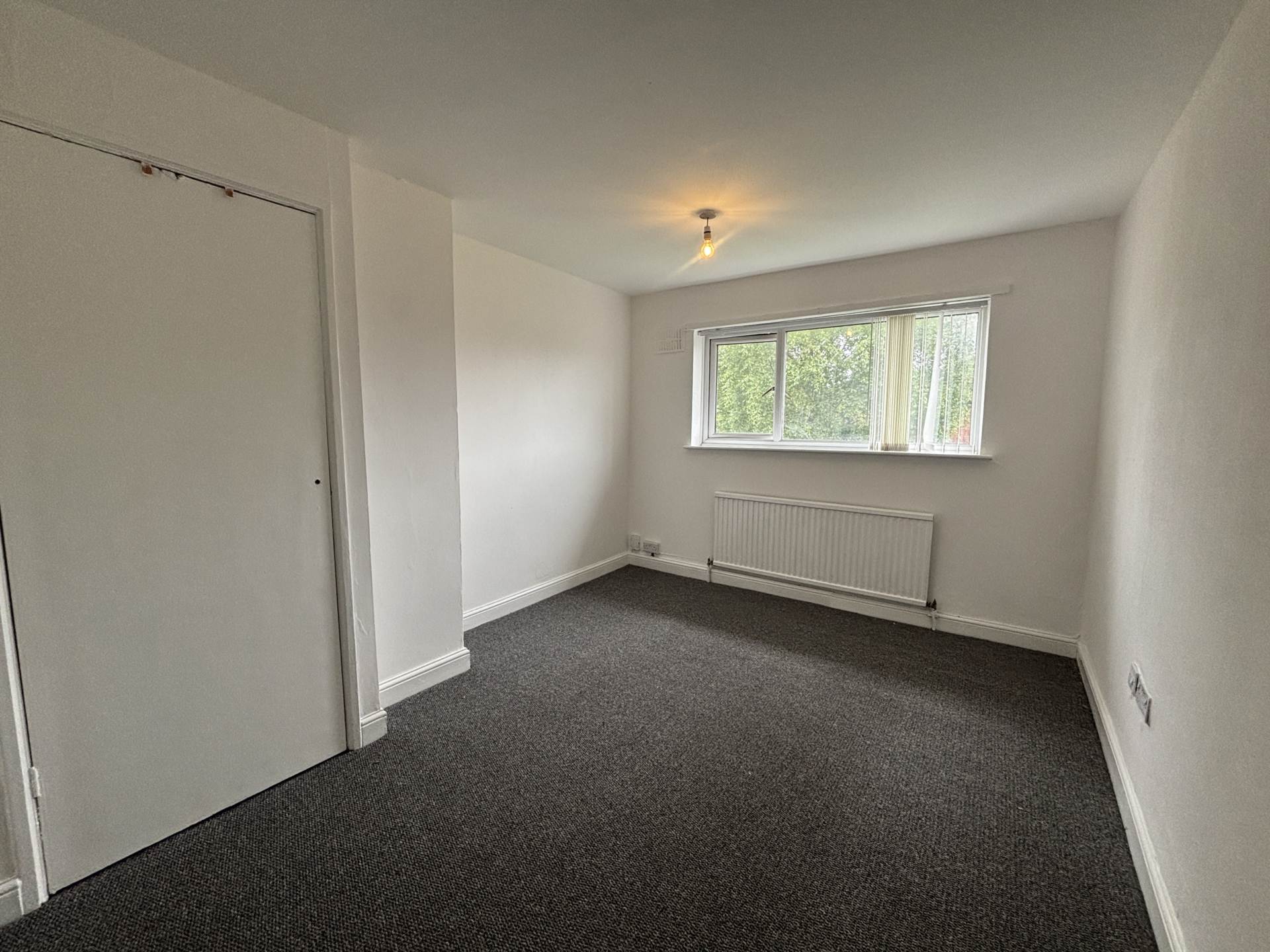 Leeside Avenue, Southdene, Image 13