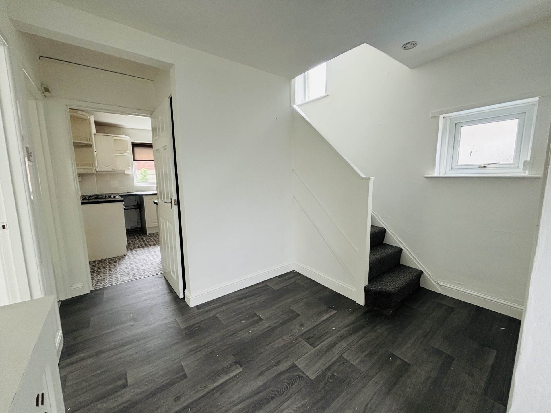 Leeside Avenue, Southdene, Image 6