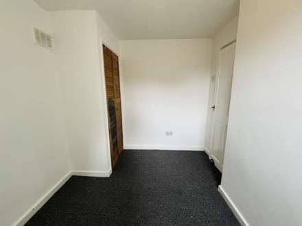 Leeside Avenue, Southdene, Image 17