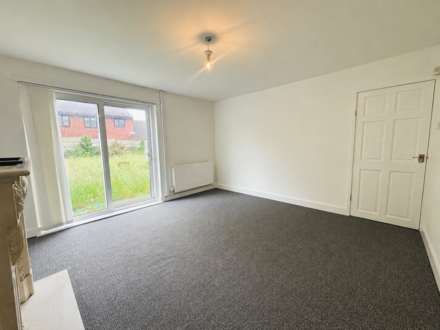 Leeside Avenue, Southdene, Image 3