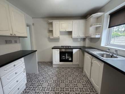 Leeside Avenue, Southdene, Image 9