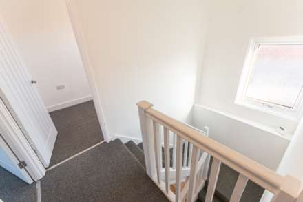 Ascot Drive, Tower Hill, Image 13