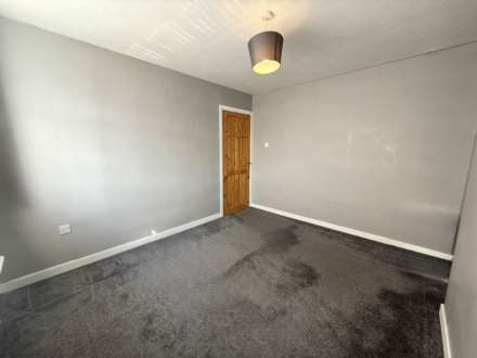 Malvern Close, Mill Park, Image 13