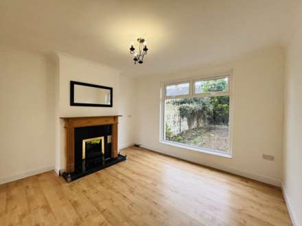 Hartwood Square, Kirkby, Image 4