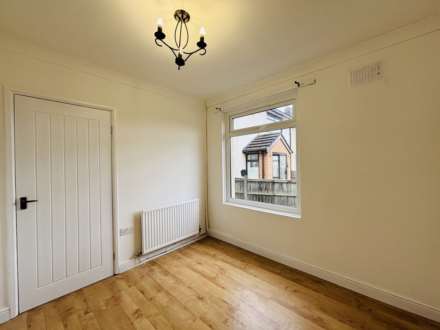 Hartwood Square, Kirkby, Image 8