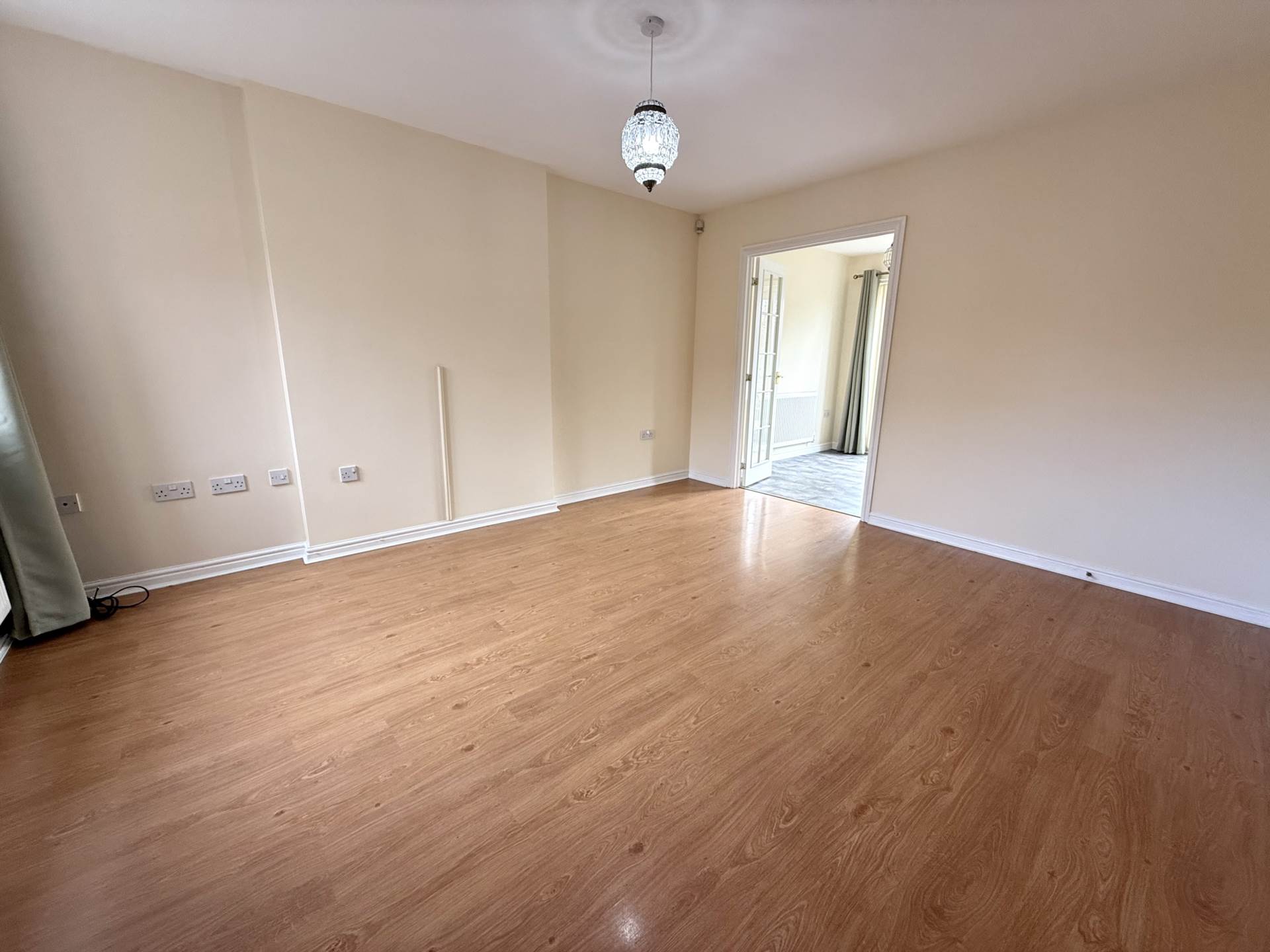 Ambleside Drive, The Venue, Image 4