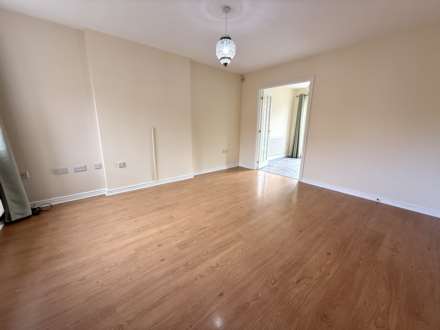 Ambleside Drive, The Venue, Image 4