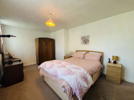 Mount Road, Kirkby Park, Image 12