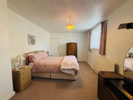 Mount Road, Kirkby Park, Image 13