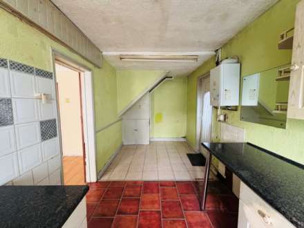 Bewley Drive, Southdene, Image 5