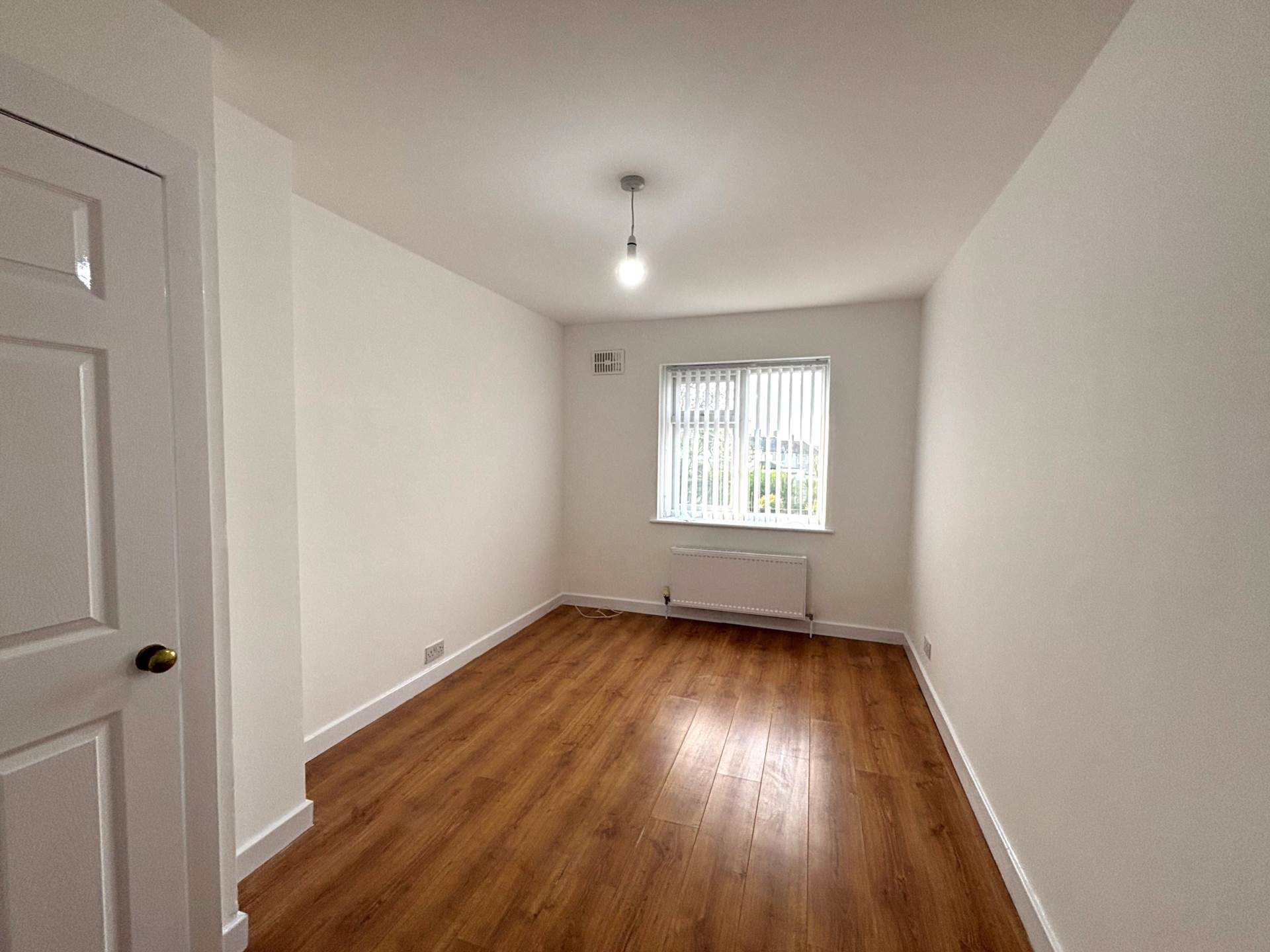 Medbourne Crescent, Southdene, Image 10