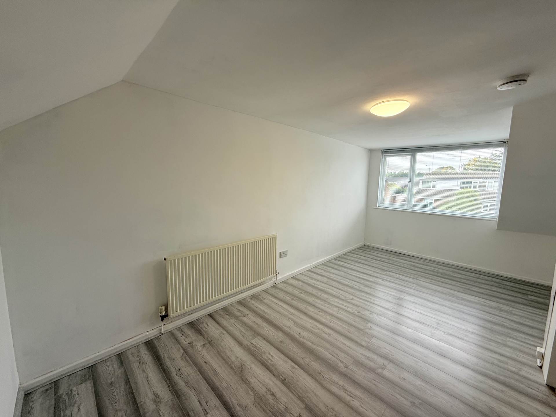 Domar Close, Southdene, Image 13