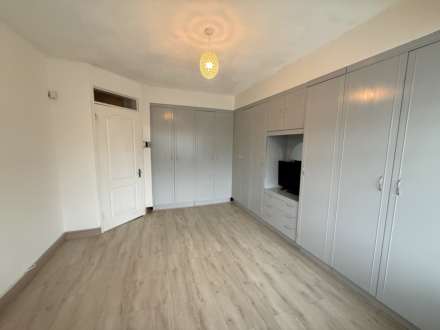 Domar Close, Southdene, Image 7