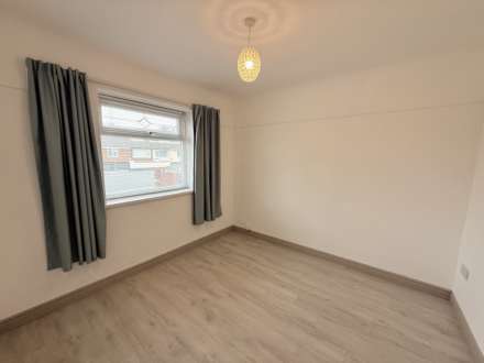 Domar Close, Southdene, Image 9