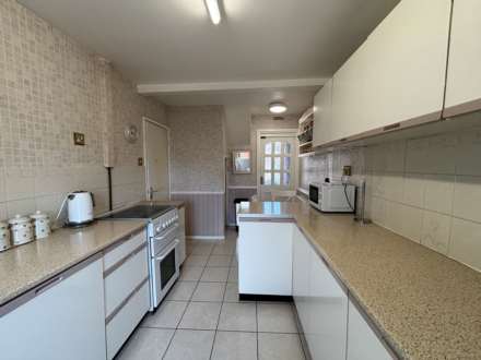 Farrier Road, Northwood, Image 6