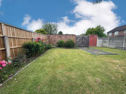 Roughdale Avenue, Southdene, Image 15