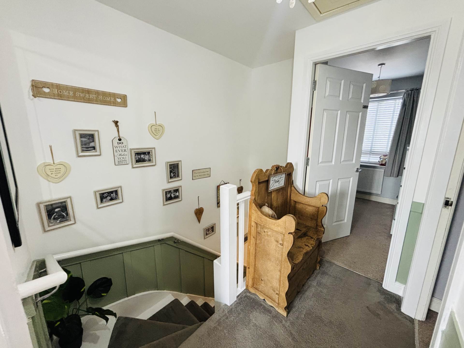 Waverley Crescent, Northwood, Image 16