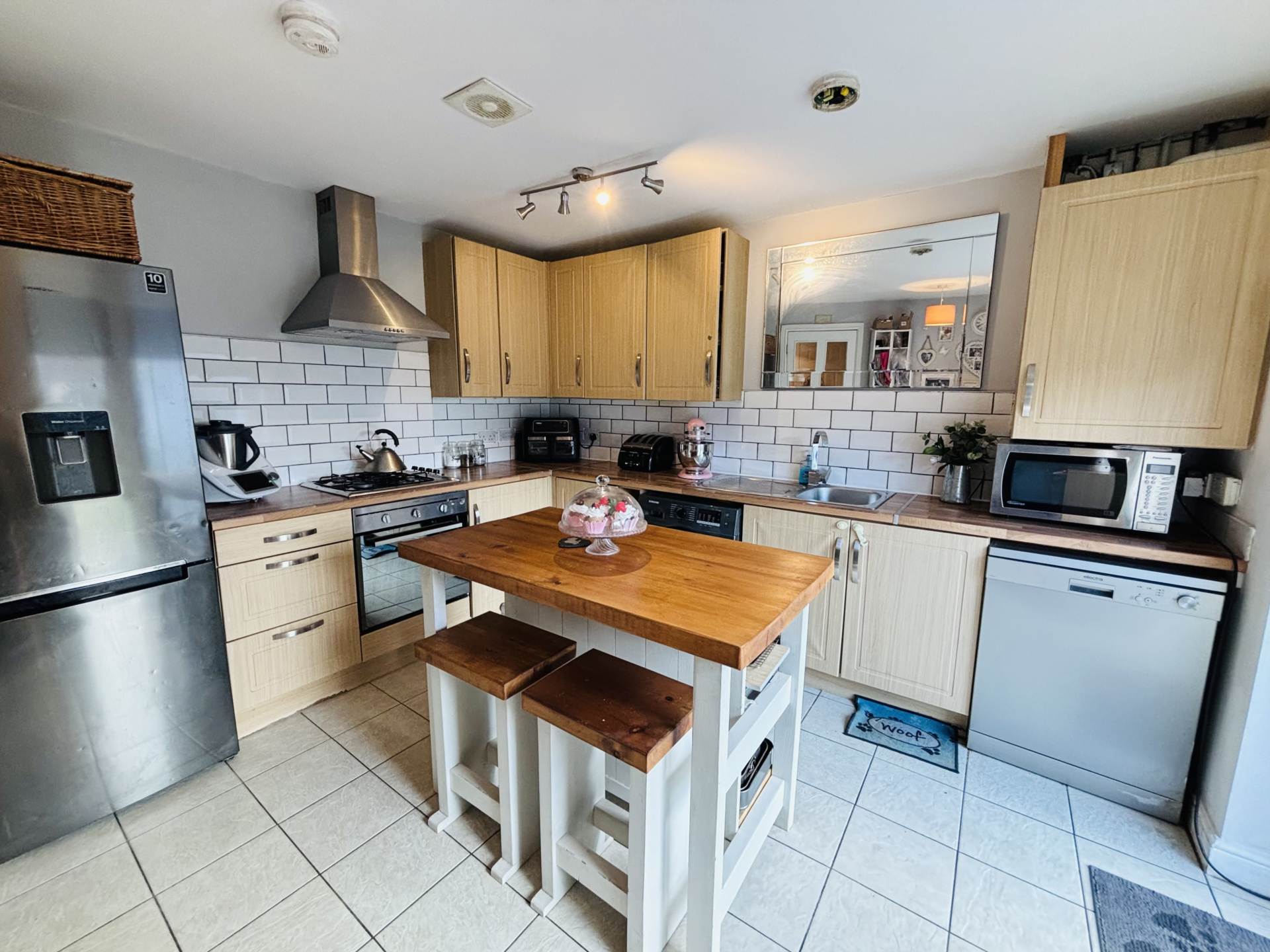Waverley Crescent, Northwood, Image 3