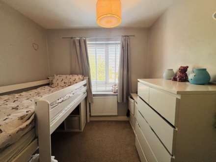 Waverley Crescent, Northwood, Image 13
