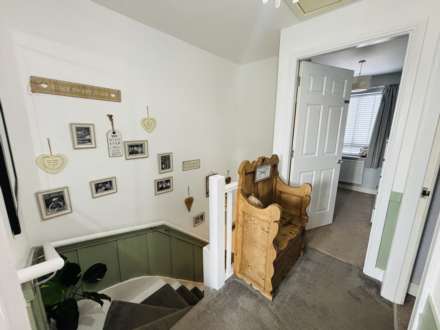Waverley Crescent, Northwood, Image 16