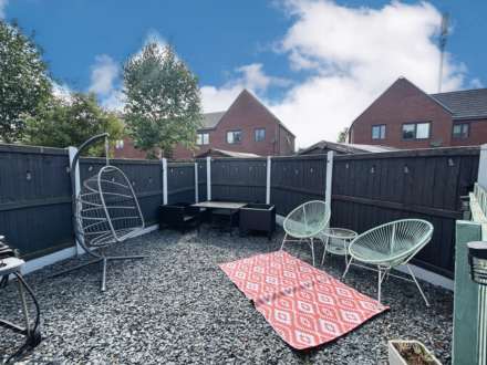 Waverley Crescent, Northwood, Image 17