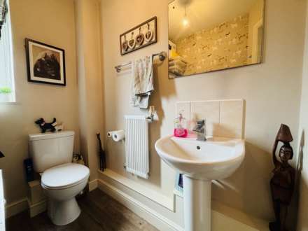 Waverley Crescent, Northwood, Image 7