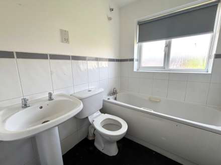 Wood Close, Westvale, Image 14
