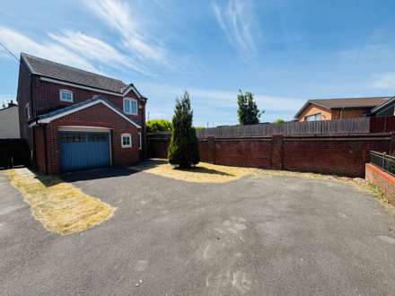 Wood Close, Westvale, Image 17