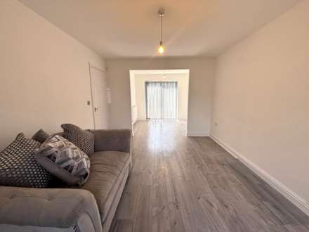 Wood Close, Westvale, Image 3