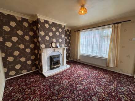 Ledsham Walk, Westvale, Image 3