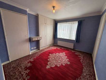 Ledsham Walk, Westvale, Image 8