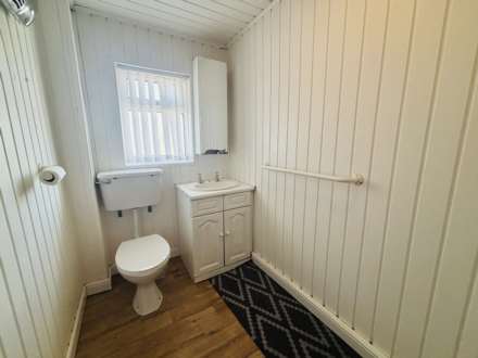 Mosslawn Road, Southdene, Image 12