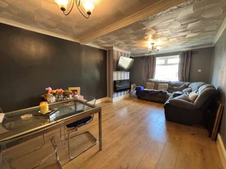Westhead Avenue, Northwood, Image 2