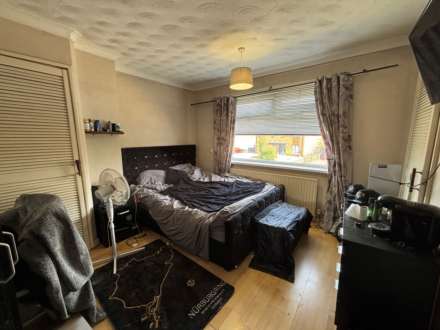 Westhead Avenue, Northwood, Image 5