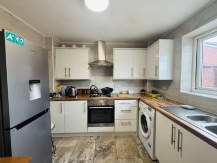 Sandiway, Huyton, Image 3