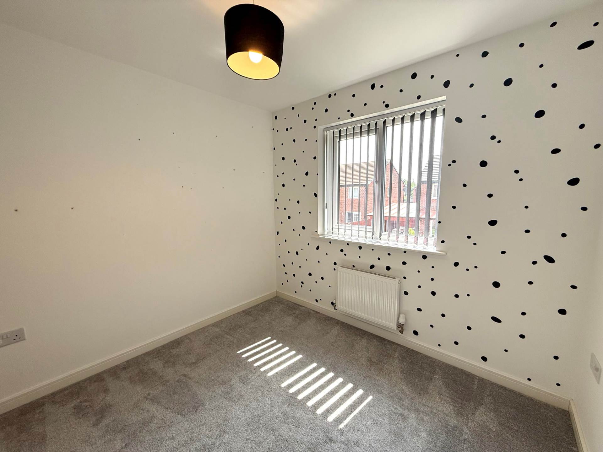 Sapling Crescent, Acornfields, Image 17