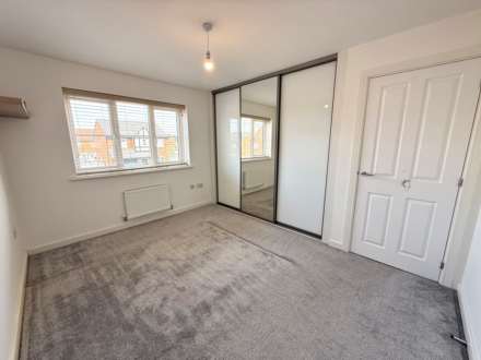 Sapling Crescent, Acornfields, Image 13