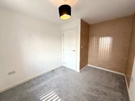 Sapling Crescent, Acornfields, Image 18