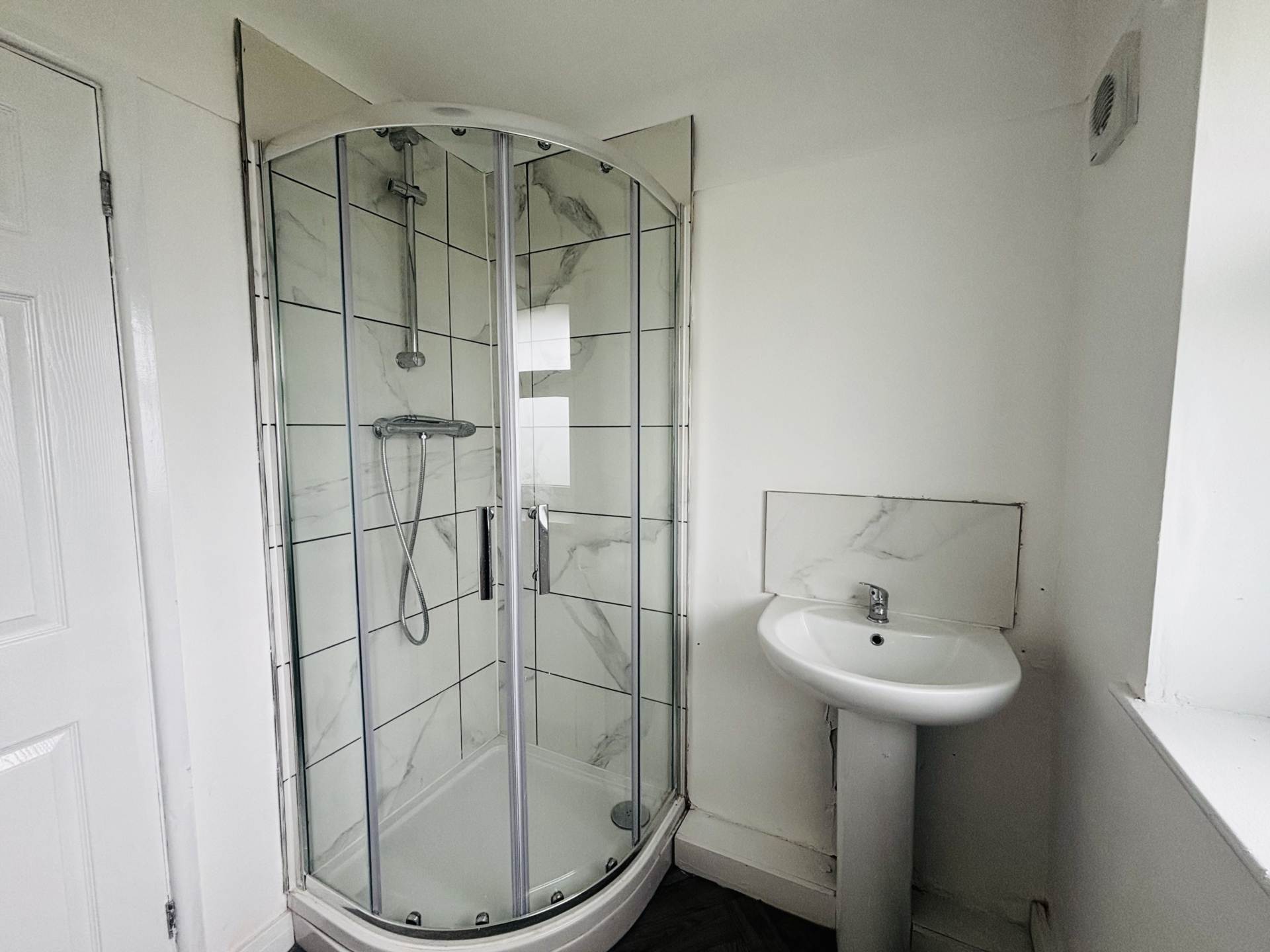 Denstone Avenue, Aintree, Image 13