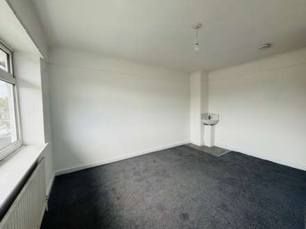 Denstone Avenue, Aintree, Image 16