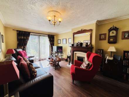 Britonside Avenue, Southdene, Image 6