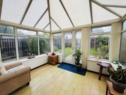 Gorleston Way, Southdene, Image 11