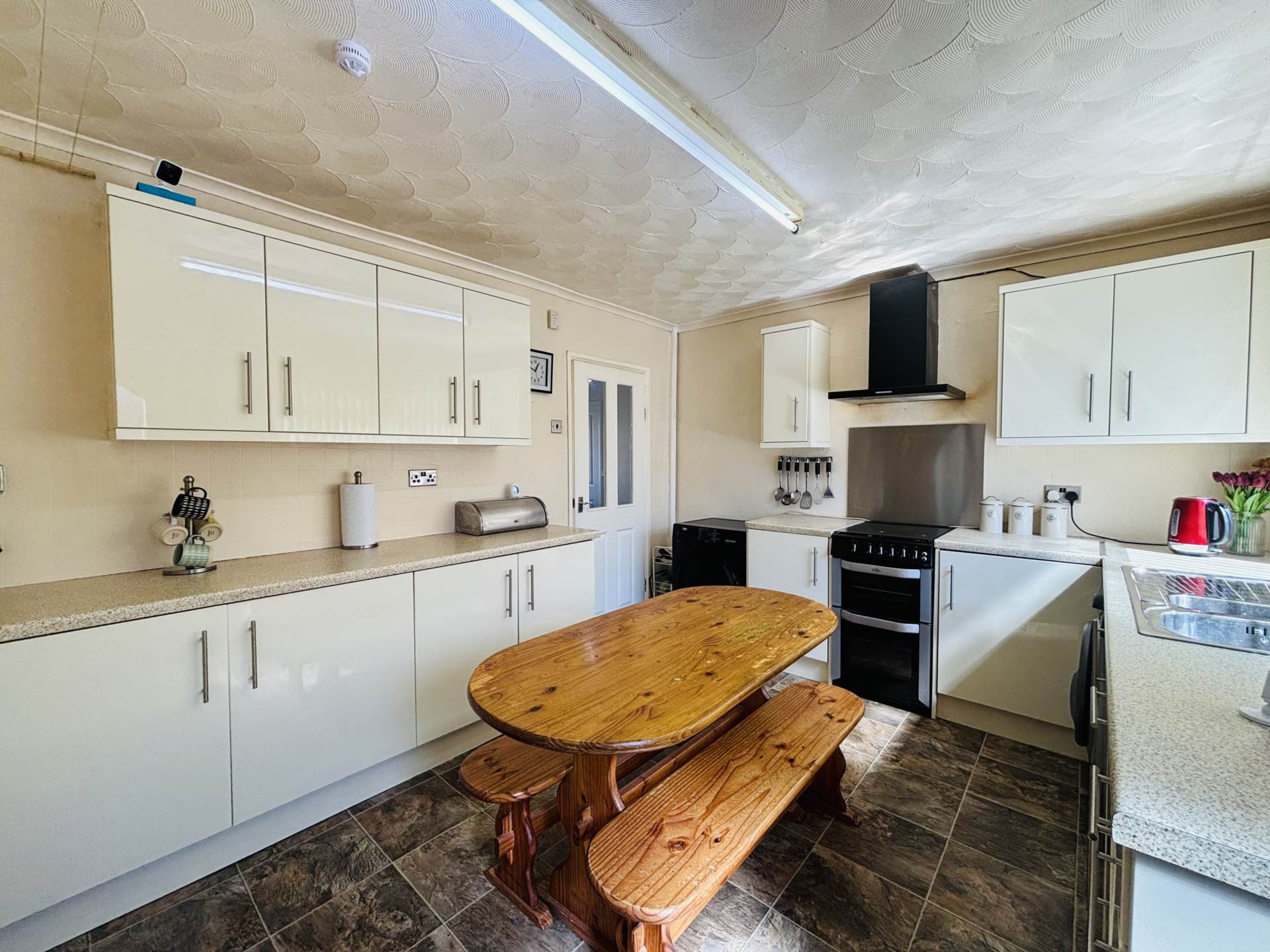 Chadlow Road, Southdene, Image 3
