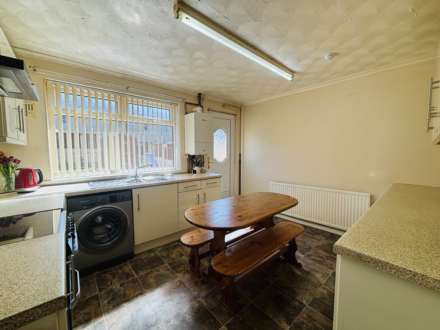 Chadlow Road, Southdene, Image 10