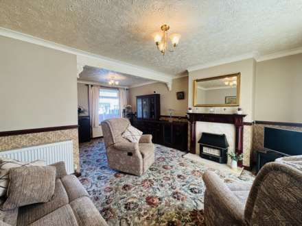 Chadlow Road, Southdene, Image 8