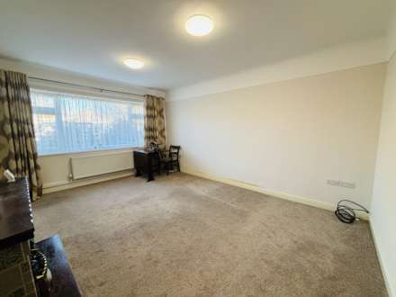 Hazel Avenue, Kirkby Row, Image 6