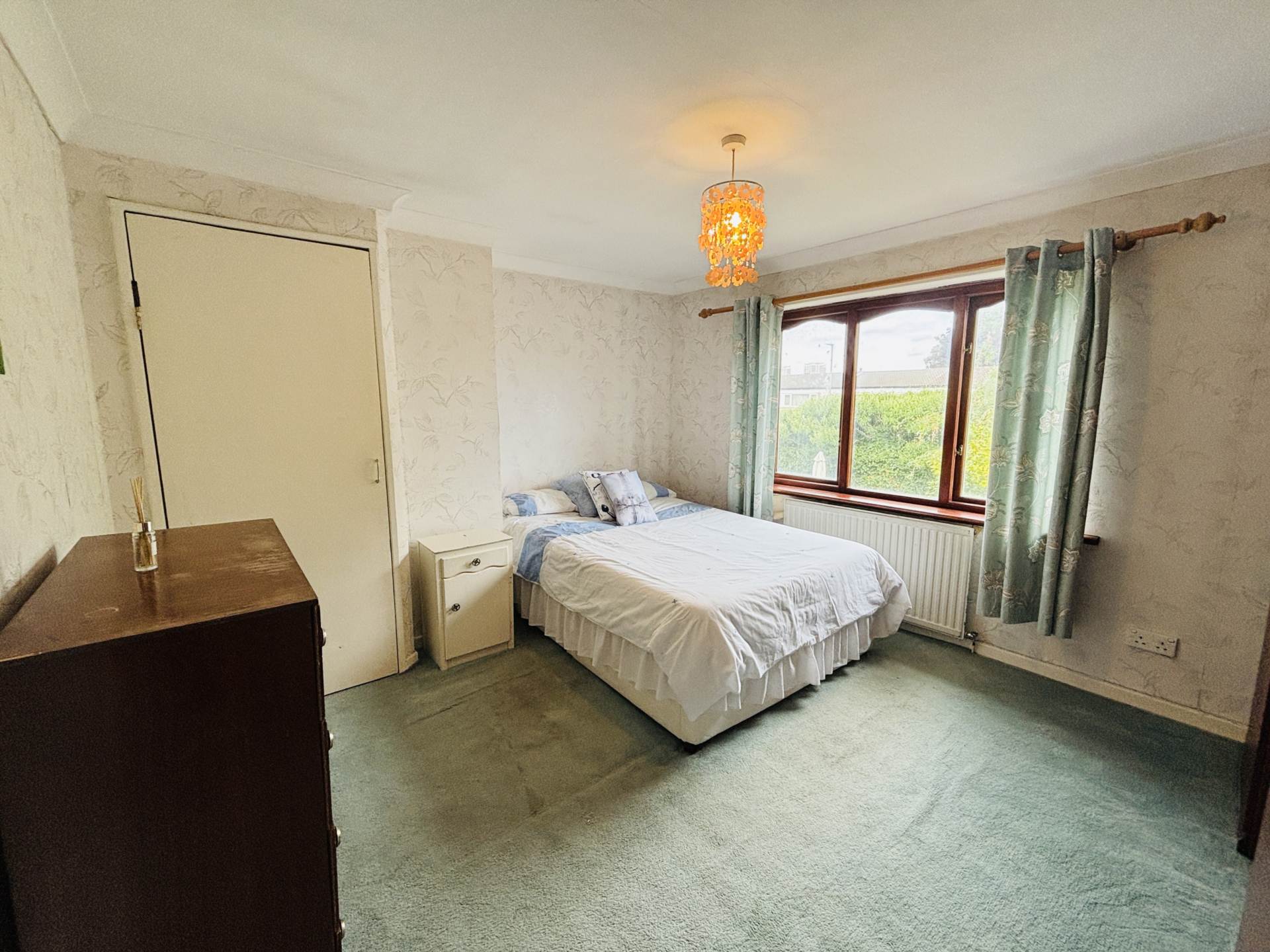 Rushey Hey Road, Southdene, Image 10